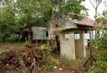 Tangsi Militer Belanda dan Kantor Kontelir Akan Direnovasi Sebagai Cagar Budaya Tangsi Belanda. Sejumlah bangunan tangsi Belanda yang hingga saat ini masih berdiri. Meskipun kondisinya dalam keadaan yang tidak terawat. Dedi Irawan/RK.