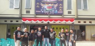 OKC Bertekad Lestarikan Motor King di Kalbar Diabadikan. Pengurus OKC se-Kalbar diabadikan dalam momentum Anniversary OKC Bengkayang ke-3. Kurnadi Rakyat Kalbar