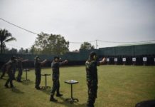 Terus Tingkatkan Kemampuan Perwira Lanud Supadio Latihan Menembak