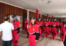 Kenali Jati Diri Sebagai Anggota Paskibraka TANDA PESERTA. Alessius Asbanda menyematkan tanda peserta calon anggota Paskibraka Landak 2018 di rumah RadaKng Aya Ngabang, Rabu (1/8). Antonius-RK