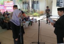 Fajar Yousriatin Bantu Percepat Jadikan Yarsi sebagai Universitas PELANTIKAN. Fajar Yousriatin, M. Kes dilantik sebagai Ketua Stikes Yarsi Pontianak oleh Ketum Pengurus Yarsi Pontianak, H Syakirman, di Kampus Stikes Yarsi Pontianak, Jumat (10/8)—Ocsya Ade CP