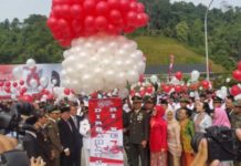 Lepas Balon ke Udara, Dihadiri Tentara Diraja Malaysia