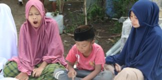 Siapkan Tenda Belajar Korban Gempa Lombok