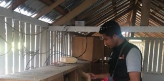 Bebek dan Sayur Pengubah Nasib KOTAK PENETAS TELUR. Tim Lazismu memeriksa kotak penetas telur bebek di Kampung Jawa Kabupaten Seram Bagian Barat, yang akan diproduksi untuk membantu masyarakat di Huameteno, Kabupaten Maluku Tengah. Jto