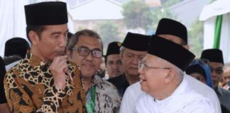 Ma’ruf Ditelpon Selepas Magrib, Sandiaga Sudah Pamitan ke Anies BARENGAN. Presiden Joko Widodo dan Ketua MUI Ma’ruf Amin ketika menghadiri sebuah acara di Jakarta Timur, Kamis (26/7). Setpres for Jawa Pos