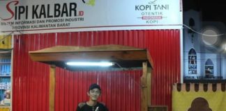 Kuliah Sambil Berbisnis, Aris Munandar Banyak Raih Penghargaan