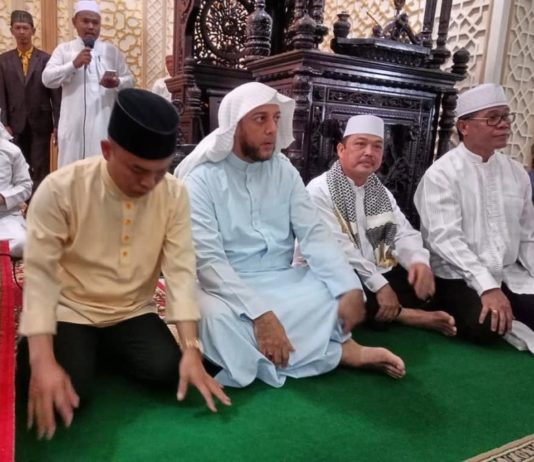 Mau Pintar dan Kaya, Pelajari Alquran dengan Benar