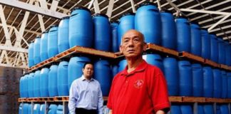 Penularan Sriracha untuk Tim Sukses