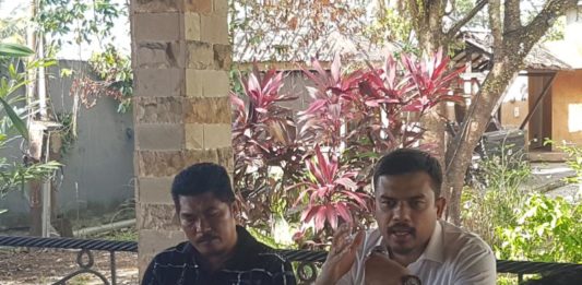 Golkar Optimis Raih Sembilan Kursi Perintah dan Instruksi. Wakil Sekretaris Jenderal (Wasekjen) DPP Partai Golkar, Maman Abdurrahman, ST memberikan perintah sekaligus instruksi terhadap para bacaleg Partai Golkar se-Kabupaten Kubu Raya terkait langkah strategis pemenangan Partai Golkar pada Pemilu Legislatif (Pileg) 2019 di Hotel Randayan, Minggu (2/9). Andry Soe/RK.