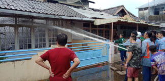 Empat Rumah di Jalan Siaga Hangus