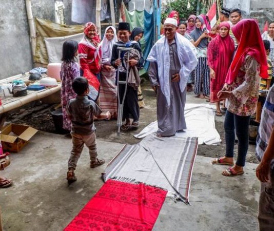 Tak Boleh Masuk Rumah, 40 Hari Tinggal di Pondokan