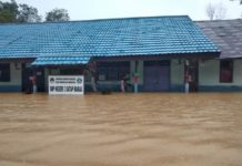 Ketinggian Air 1,5 Meter, Rumah dan Sekolah Terendam