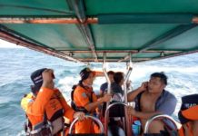 Tiga Nelayan Kapal Tenggelam Ditemukan Selamat