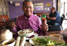 Raja Amerika: Sambal Oelek Sriracha