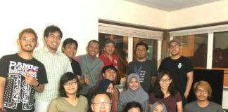 Terus ke Timur Mengejar Matahari