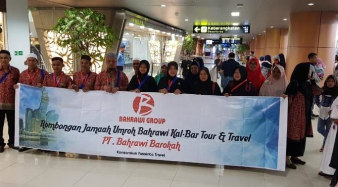 Berangkatkan Jemaah Umrah untuk Pertamakalinya