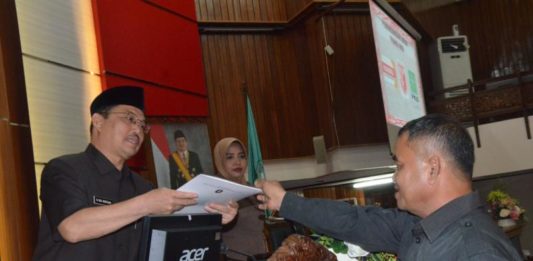 Parlemen Sampaikan Tanggapan KUA PPAS