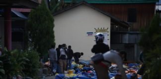 Tolong, Anak Istri Saya Masih Tertimbun