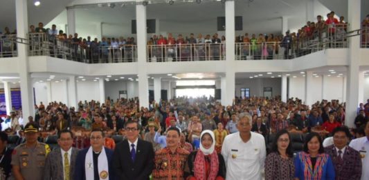 Yasonna: Kaum Bapak Jadi Inovator dan Pelayan Gereja