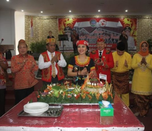 Bekerja untuk Landak Maju