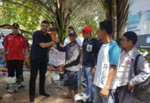 Nelayan Kecil Singkawang Terima Bantuan Konverter Kit