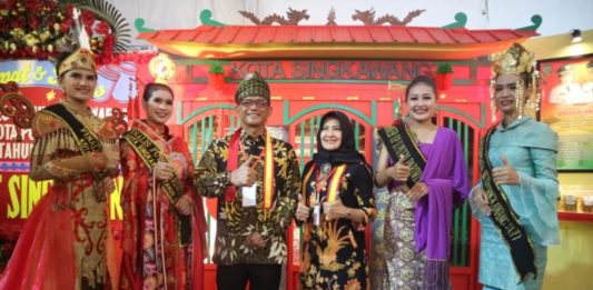 Hadiri Kongres JKPI di Solo, Irwan Kenalkan Produk Khas Singkawang