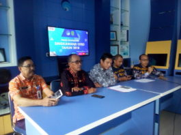 SINGKAWANG EXPO. Sejumlah pihak memberikan keterangan pers di Media Center Diskominfo Singkawang, Selasa (2/10)-- SUHENDRA