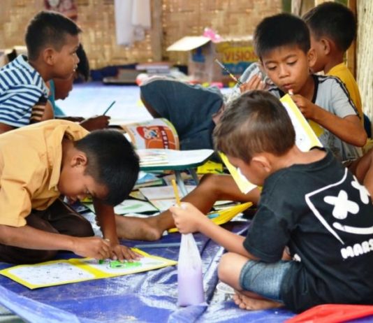 Setiap Orang Asing yang Datang Dikira Guru