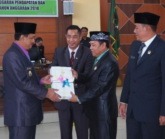 Defisit Diperkirakan Rp5,7 Miliar