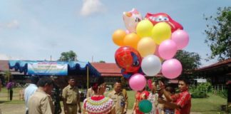 Ajarkan Siswa Pelajari dan Analisa Informasi