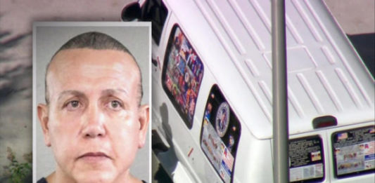 Paket Bom Jelang “Ledakan” Pemilu November