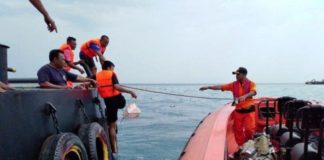 Cita-cita, Tugas, dan Liburan Kandas di Udara