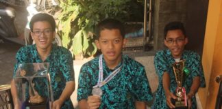 Siswa MTsN 1 Malang Bikin Alat Produksi Garam Antimusim