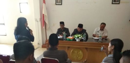 Mahasiswa Minta Penjelasan Sengkarut APBD Melawi 2018
