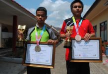 Menulis Pakai Laptop Pinjaman, Hadiah untuk Tabungan Kuliah