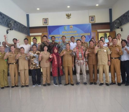 Sintang-Cirebon Jalin Kemitraan