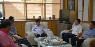 Harus Diawasi Ketat dan Berdayakan Tenaga Lokal