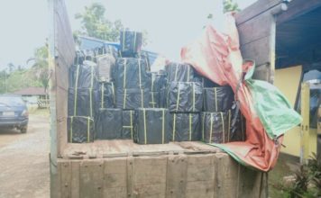 Polisi Perbatasan Sita Satu Truk Miras Malaysia