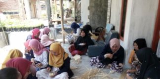 Kopi dan Kukusan on The Go