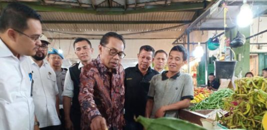 Pantau Flamboyan, Sekjen Kemendag Ancam Mafia Pangan