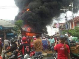 Gudang Penyimpanan Barang Bekas di Pal 5 Terbakar Lagi