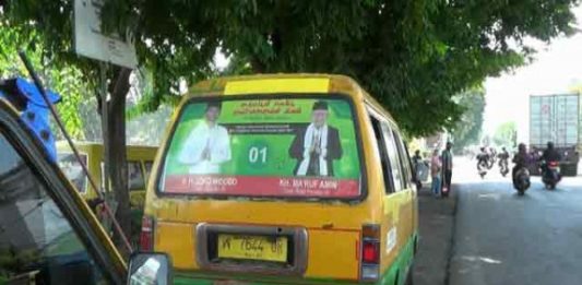 Angkot Dibayar Rp50 Ribu untuk Tempel Stiker Jokowi – Ma’ruf