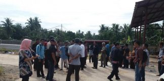 Warga Kecewa Pemerintah KKR Belum Segel PT Mega Mix