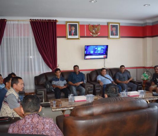 Penambang Emas Sintang Ancam Demo dan Golput