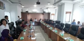 Pekerja Kayu di Kapuas Hulu Merasa Dijebak