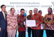 Edi Kamtono Raih Wali Kota Enterpreneur