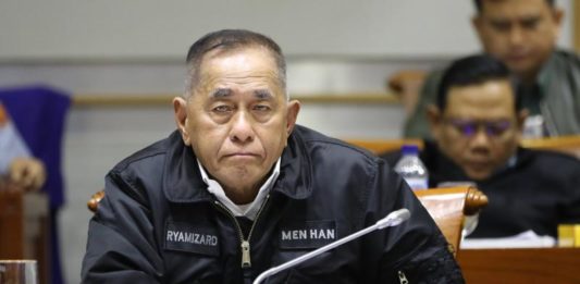 Menhan: Tak Ada Negosiasi, Menyerah atau Diselesaikan