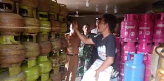 Forkompimcam Sidak Sejumlah Pangkalan Gas 3 Kg