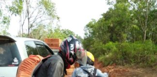 Jalan Pedadang Hulu Jadi Kubangan Lumpur