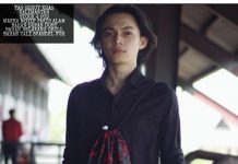 Bergaya dengan Aksesori Motif Dayak